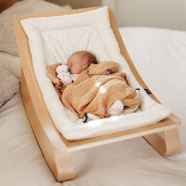 Bouncer Babywippe Levo - organic white